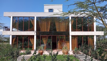 LAKE ELEMENTAITA LODGE