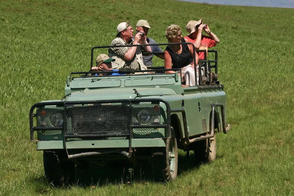 tourists on road kenya safari prices